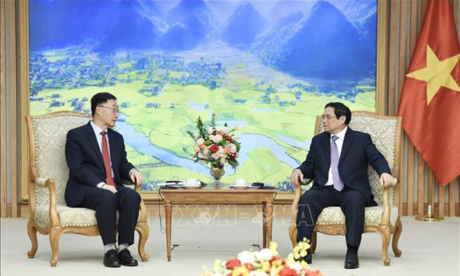 Thủ tướng tiếp Bí thư Đảng ủy Khu tự trị dân tộc Choang Quảng Tây, Trung Quốc