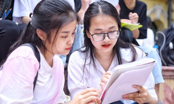 Đưa IELTS và các chứng chỉ quốc tế khác vào xét tuyển: Lo ngại bất bình đẳng