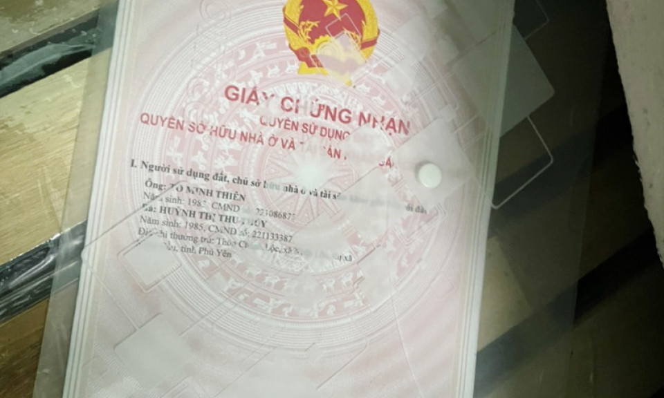 Đặt hàng làm sổ đỏ giả để lừa đảo chiếm đoạt tiền vay