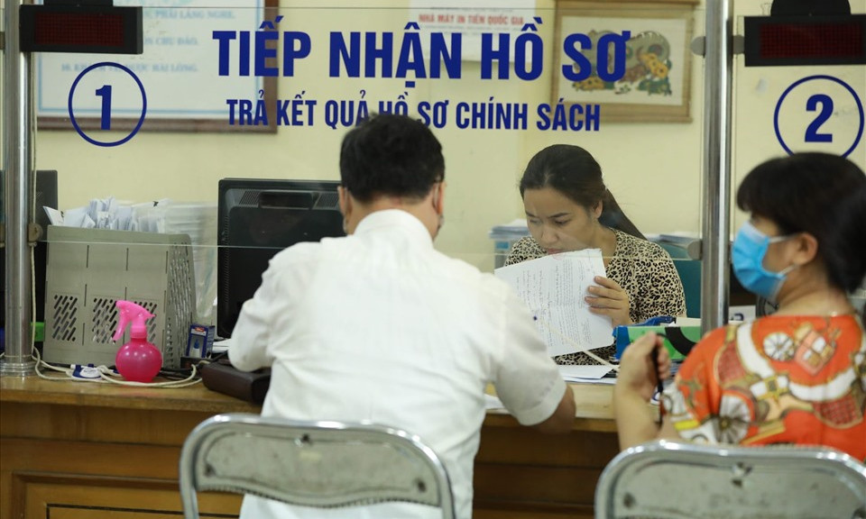 Người lao động đủ điều kiện để rút bảo hiểm xã hội một lần