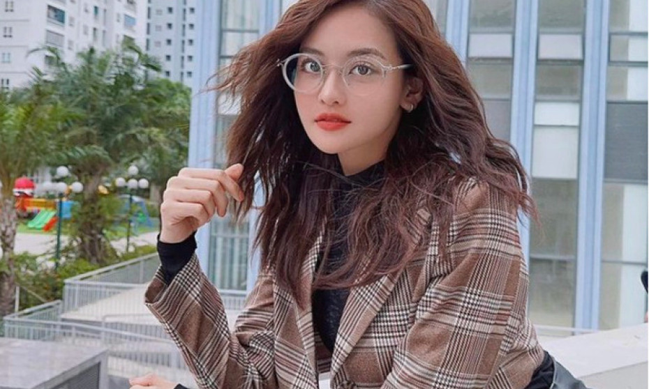 Diễn viên Thùy Anh tuổi 28: "Tôi độc thân nhưng tôi có con rồi"
