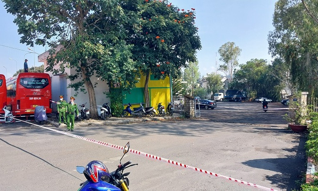 Công an khám xét hàng loạt Trung tâm đăng kiểm ở Lâm Đồng