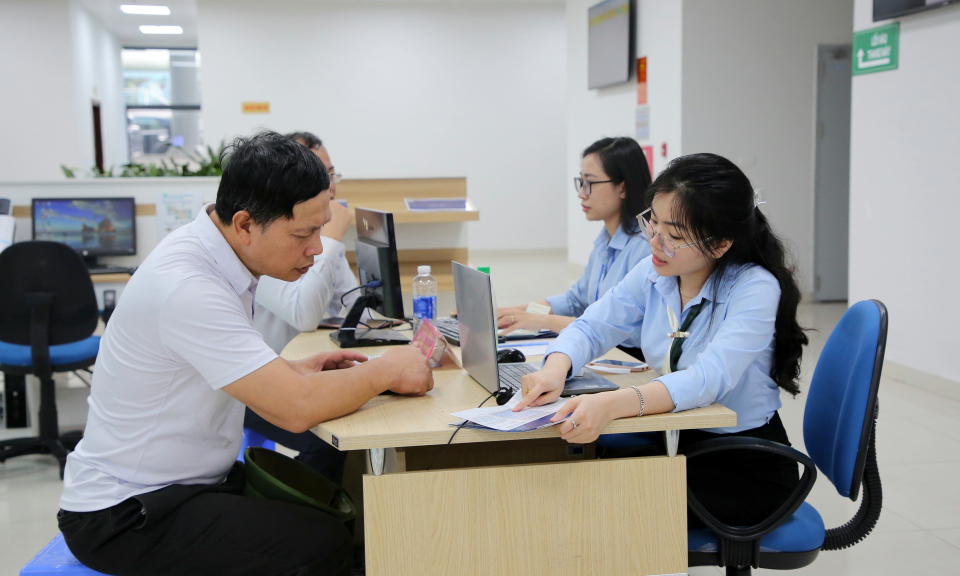 Cải cách thực chất, mạnh mẽ hơn nữa để phục vụ nhân dân