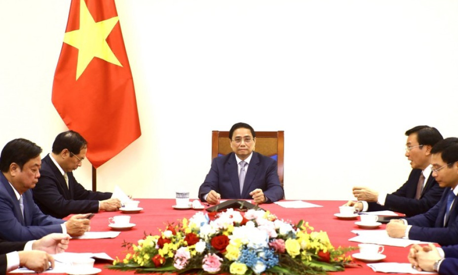 Thủ tướng Phạm Minh Chính điện đàm với Thủ tướng Trung Quốc Lý Cường