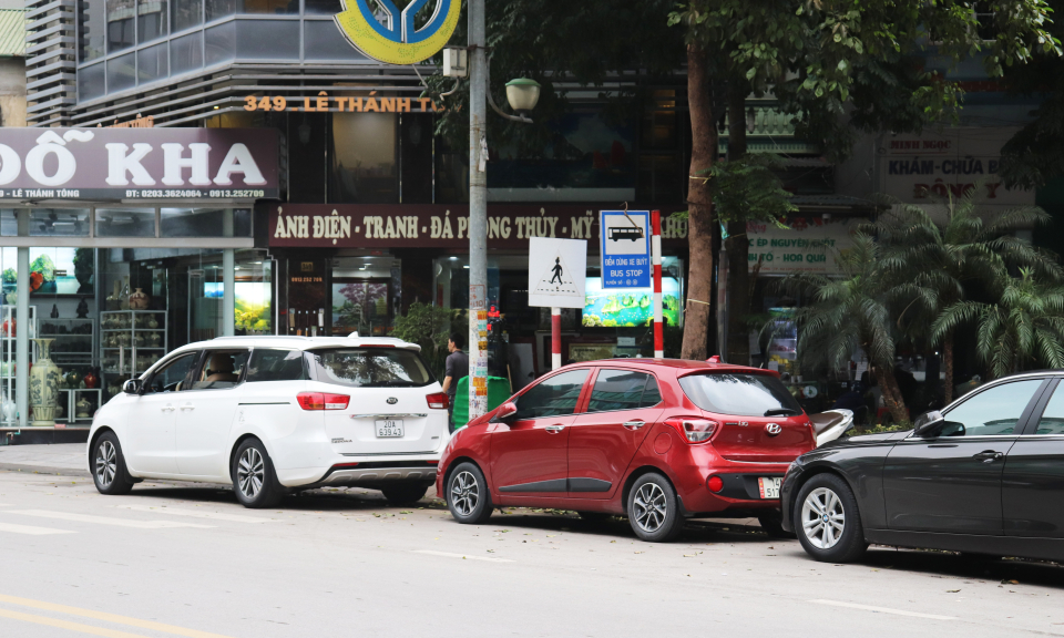Nan giải bài toán thiếu bãi đỗ xe đô thị 
