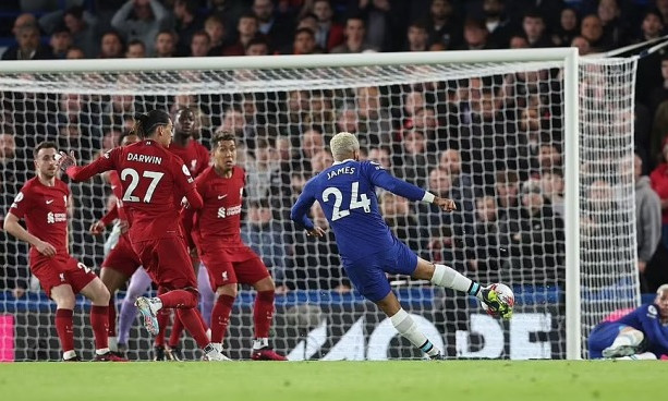 Chelsea hòa không bàn thắng với Liverpool