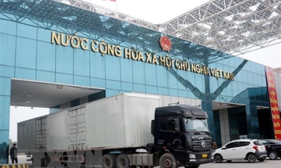 Mong Cai international border gate sees strong recovery