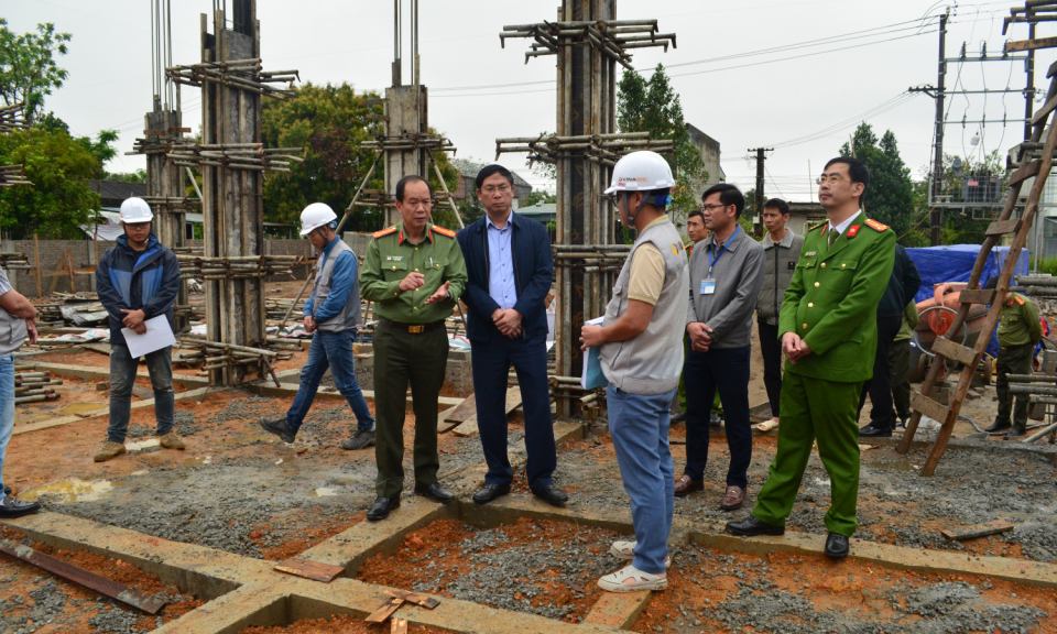  Thực hiện Nghị quyết 12-NQ/TW của Bộ Chính trị: Bám sát mục tiêu, yêu cầu, nội dung, lộ trình