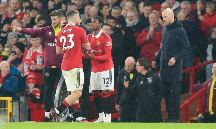 Man United nhận tin dữ từ Luke Shaw