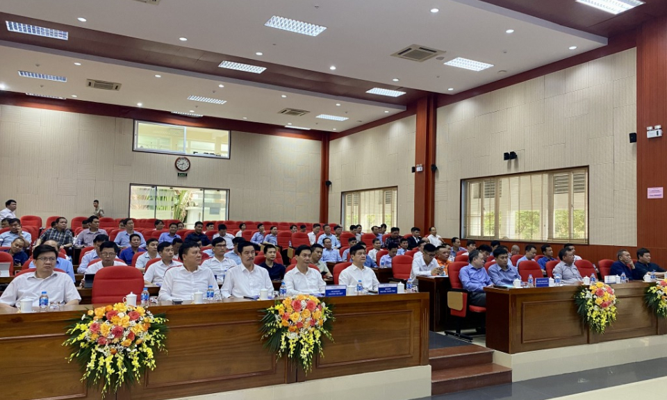 Tổng Công ty Điện lực miền Bắc tổ chức hội nghị chung tay cùng khách hàng sử dụng điện tiết kiệm và hiệu quả