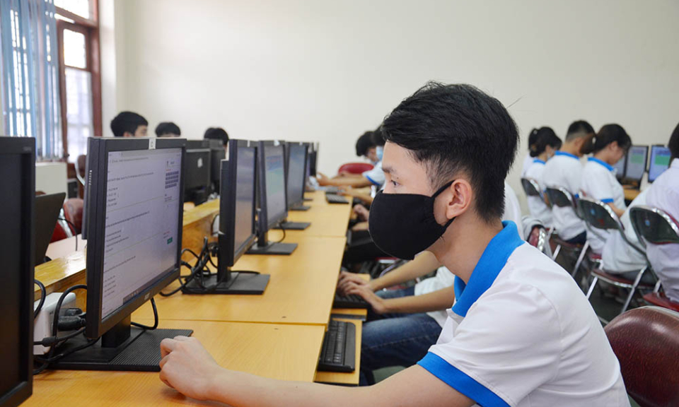 Xem xét cơ chế tự chủ trong các đơn vị sự nghiệp công lập ở lĩnh vực giáo dục