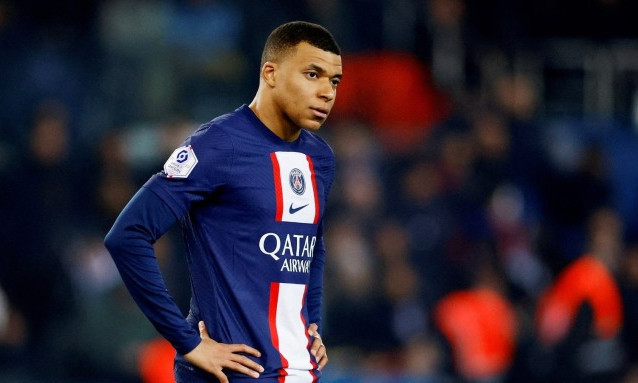 Mbappe công khai chỉ trích PSG