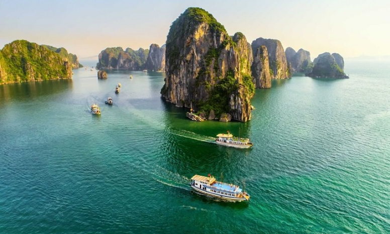 Cruise along Ha Long Bay listed among 15 travel ideas to explore Vietnam’s hidden gems