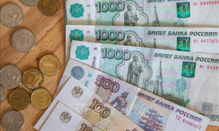 Đồng ruble của Nga giảm xuống mức thấp nhất kể từ tháng 4/2022