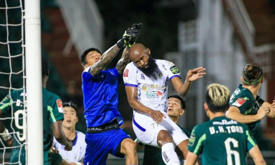 Hà Nội FC đánh bại CLB TP.HCM, vươn lên dẫn đầu V-League 2023