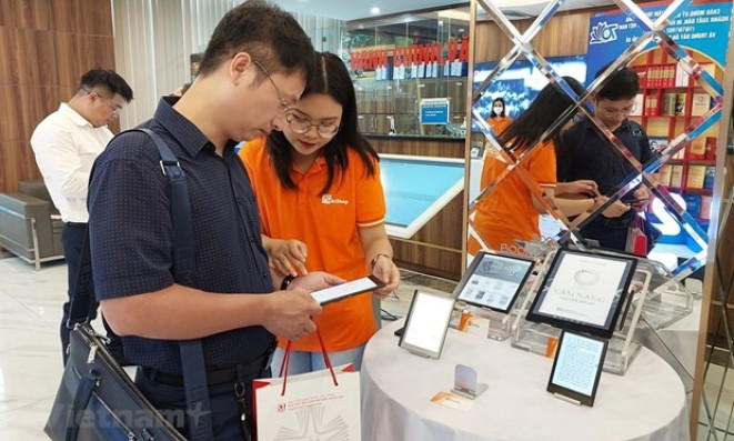 Solutions sought to help the electronic publishing market make a breakthrough