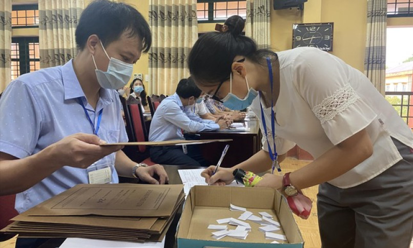 Thi tốt nghiệp THPT 2023: In sao đề thi 3 vòng độc lập 
