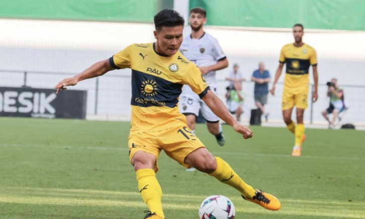 Quang Hải sắp chia tay Pau FC để sang Thái League?