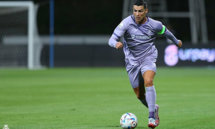 Ronaldo không bắt tay HLV Al Nassr sau trận hoà
