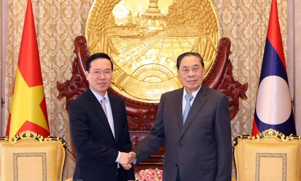 Chủ tịch nước Võ Văn Thưởng thăm các đồng chí nguyên lãnh đạo cấp cao của Lào