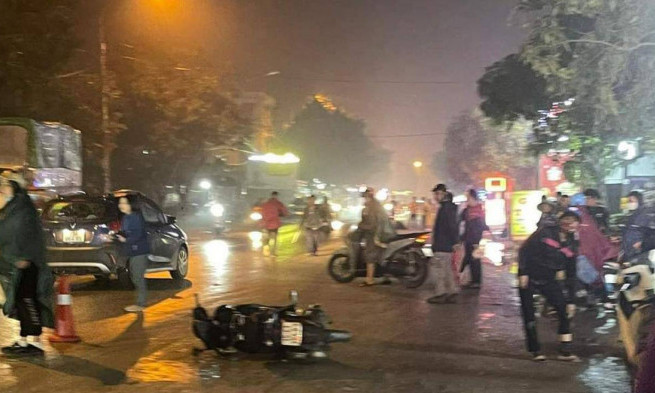 Vì sao hàng loạt xe máy bất ngờ đổ kềnh trên Tỉnh lộ 351 qua Hải Phòng?