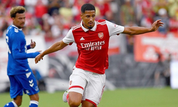 Arsenal đối mặt với nguy cơ mất đá tảng ở derby London