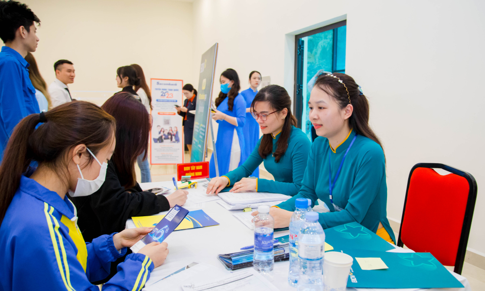 Trường Đại học Hạ Long: Nâng chuẩn đầu ra cho sinh viên