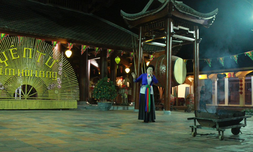 “Village night festival” on the foot of Yen Tu mountain