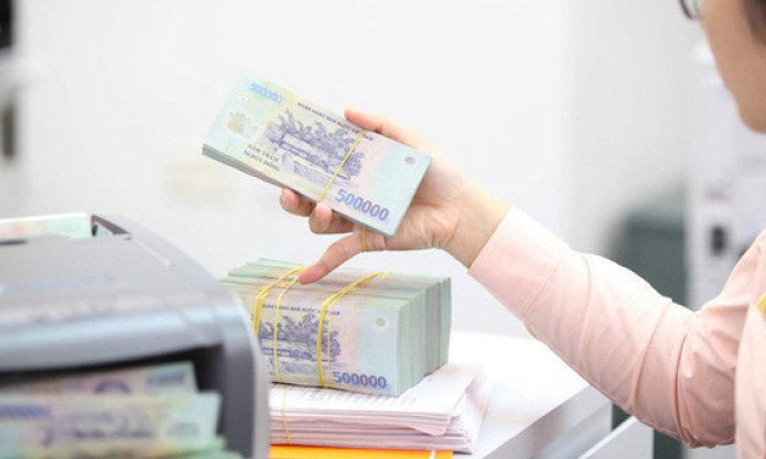 Lãi suất tiết kiệm giảm mạnh, kỳ hạn 12 tháng chỉ còn 8,6%/năm