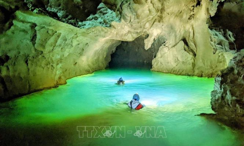 Phát hiện thêm 22 hang động mới ở Quảng Bình