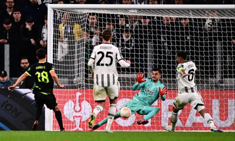 Juventus nắm lợi thế ở Europa League