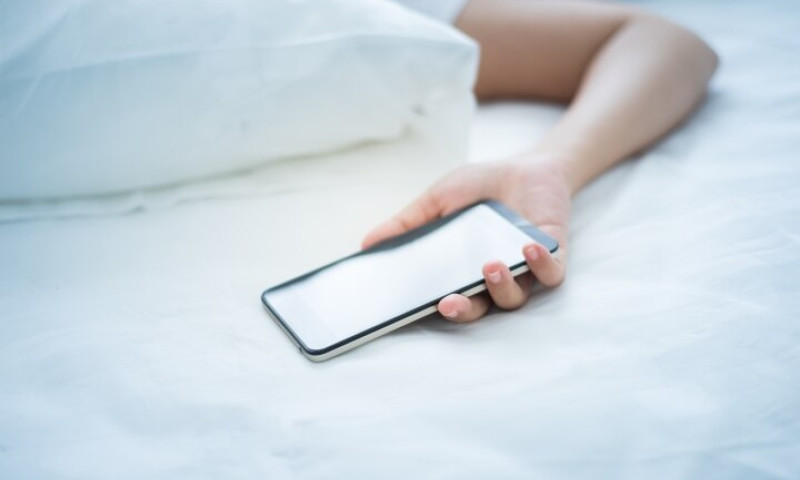 5 điều không nên làm trước khi đi ngủ