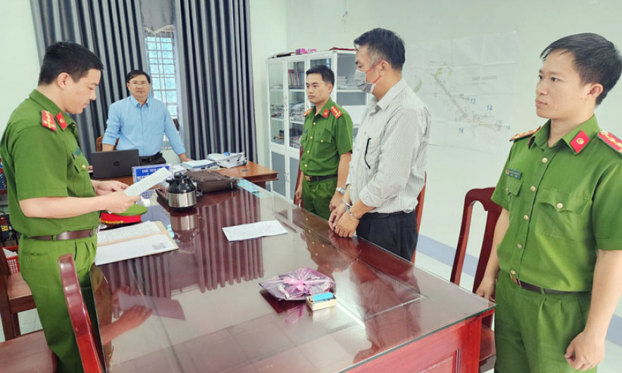 “Nổ” sắp làm Phó Trưởng ban Kinh tế Trung ương để kêu gọi góp vốn dự án