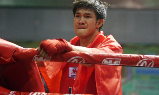 Độc lạ SEA Games: Nguyễn Trần Duy Nhất đánh cho võ sỹ Lào tơi tả nhưng vẫn bất ngờ bị xử thua