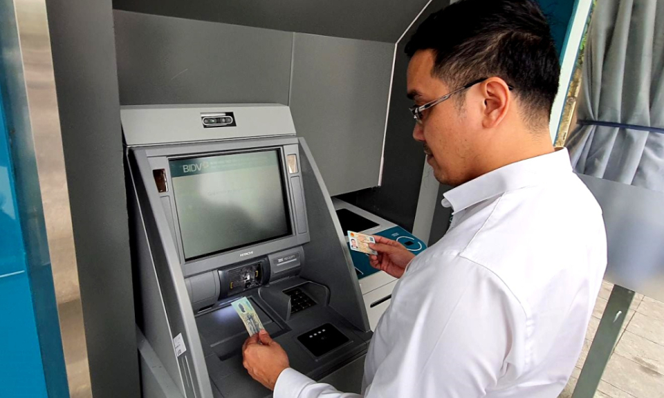 Tiện ích từ việc sử dụng CCCD gắn chíp giải quyết TTHC