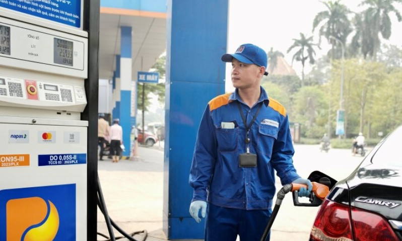 Giá xăng trong nước dự báo tiếp tục tăng