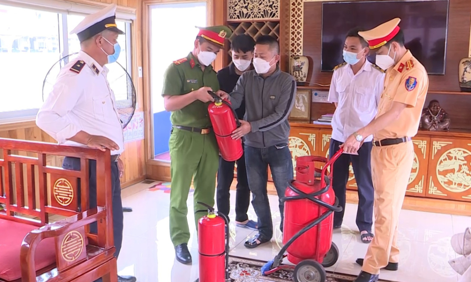 Đảm bảo trật tự ATGT dịp 30/4