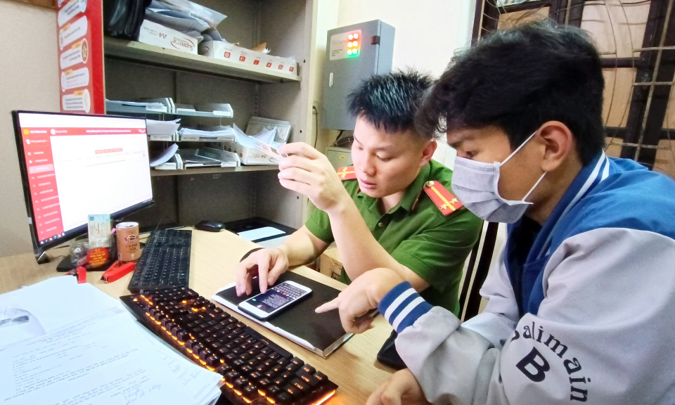 Đẩy nhanh tiến độ cấp CCCD và tài khoản định danh điện tử