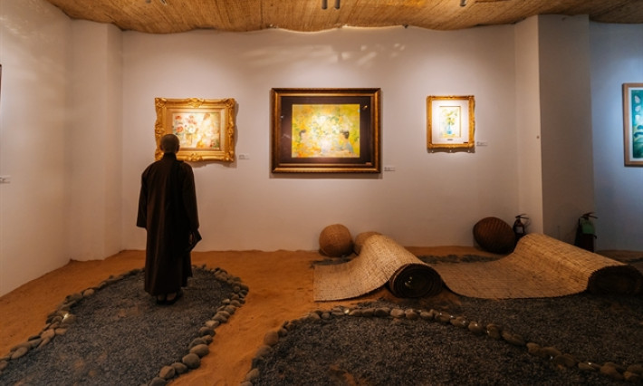 Project conveys message about the environment through the lens of art