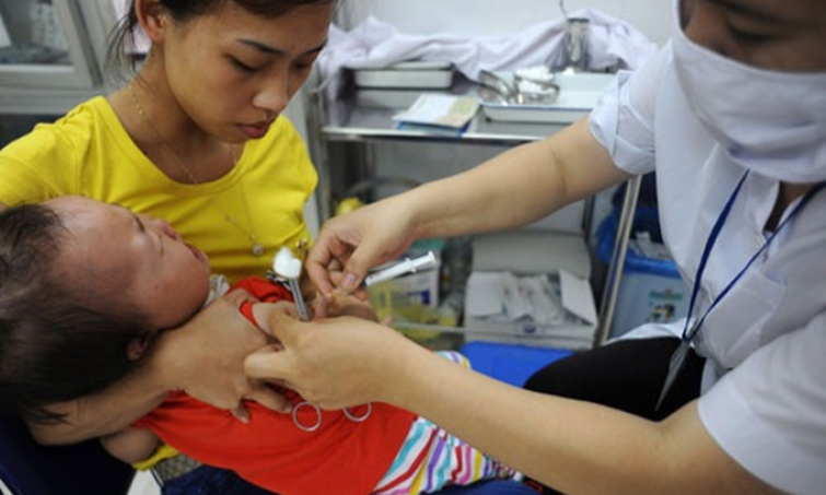 Gần 250.000 trẻ bị bỏ lỡ một hoặc nhiều liều vaccine trong hơn 3 năm