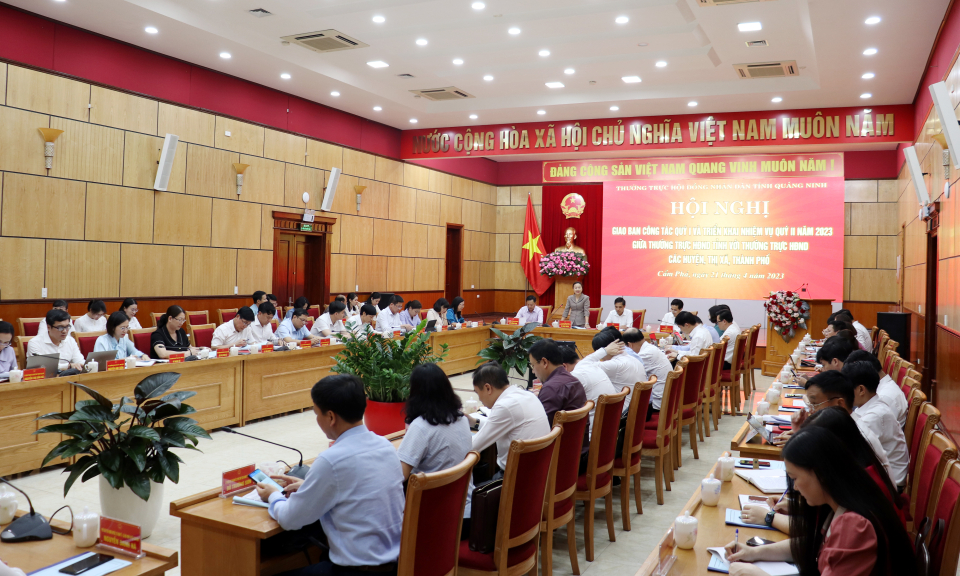Thường trực HĐND tỉnh và Thường trực HĐND cấp huyện giao ban công tác quý I/2023