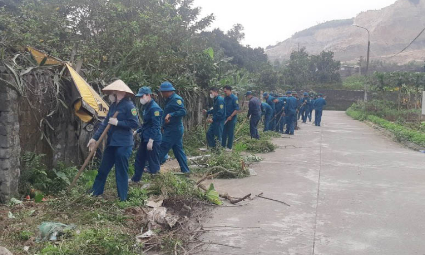 Lực lượng vũ trang TP Uông Bí làm công tác dân vận