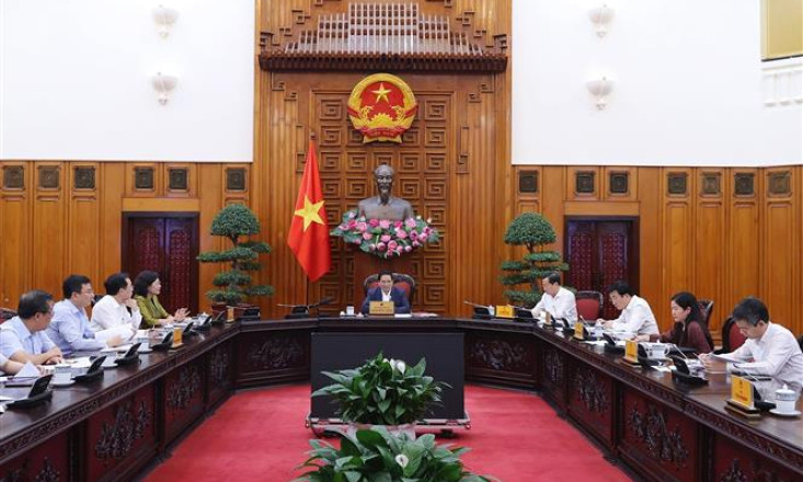 Thủ tướng Phạm Minh Chính làm việc với các bộ, ngành về tín dụng, ngân hàng