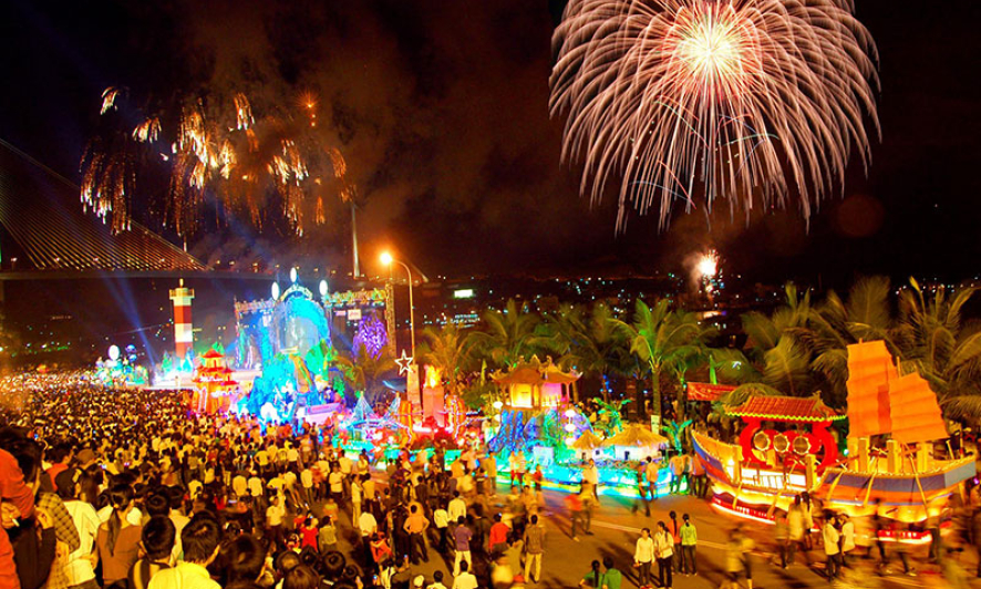 Ha Long Carnival to kick off with a low-altitude fireworks display