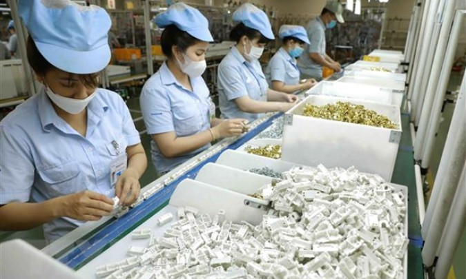Tổng vốn FDI vào Việt Nam tăng mạnh trở lại, đạt gần 9 tỷ USD