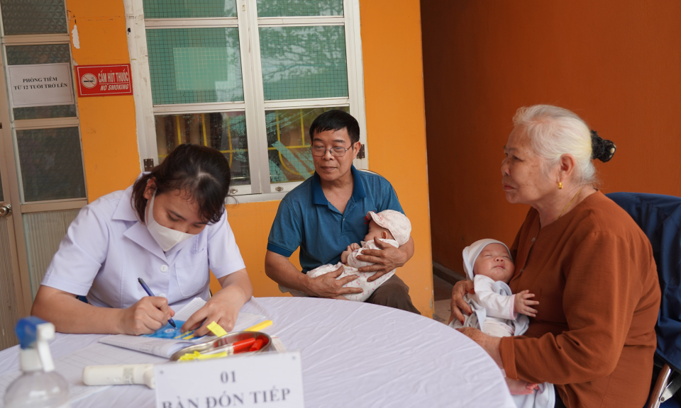 "Lá chắn" bảo vệ sức khoẻ trẻ em 