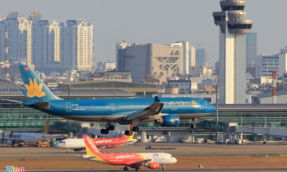 Đằng sau các bài đăng 'xả hàng' vé máy bay, 'giá sốc' dịp lễ