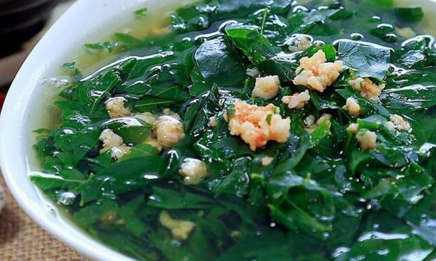 Loại rau quen thuộc có tác dụng trị bệnh không ngờ