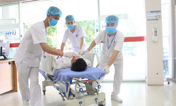 Bộ Y tế: Các bệnh viện không được từ chối, xử trí chậm trễ trường hợp cấp cứu dịp nghỉ lễ 30/4