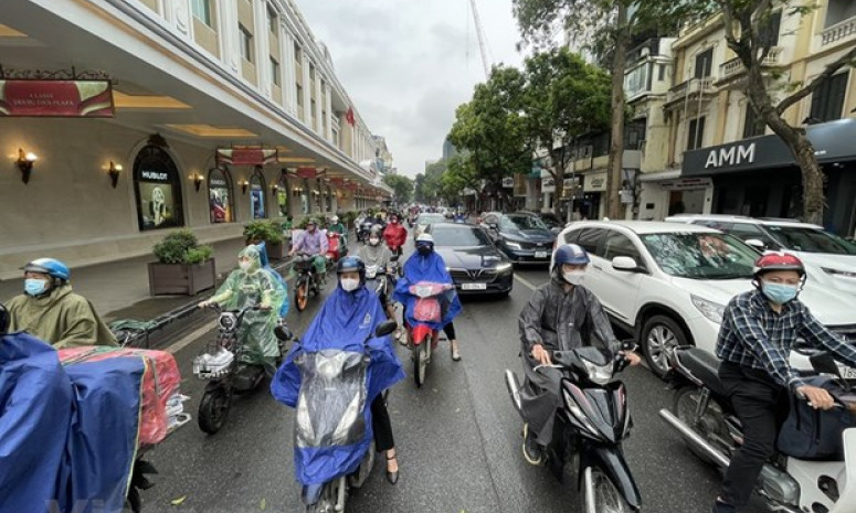 Ngày 27/4, khu vực Đông Bắc Bộ có mưa rào, dông vài nơi;